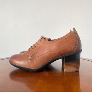 Dansko Penny Brown Leather Heeled Oxfords